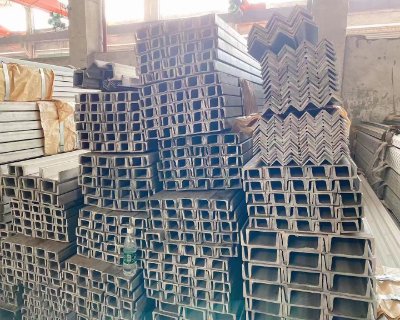 Stainless steel channel bar